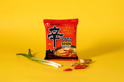 Nongshim Shin Ramyun Spicy Korean Instant Noodles, Beef Flavor, 4.23 Oz, Pack of 20, Microwaveable