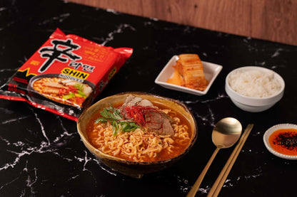 Nongshim Shin Ramyun Spicy Korean Instant Noodles, Beef Flavor, 4.23 Oz, Pack of 20, Microwaveable